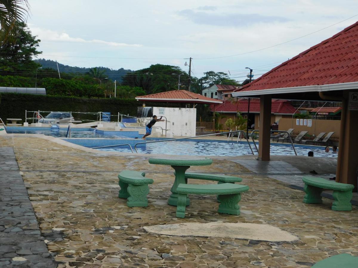 Condo Villa B27 Sleeps Five People - B28 Sleeps Six People - Price Includes Housekeeping Fees Not Taxes - Very Close To The Pool And Beach! Jaco Luaran gambar