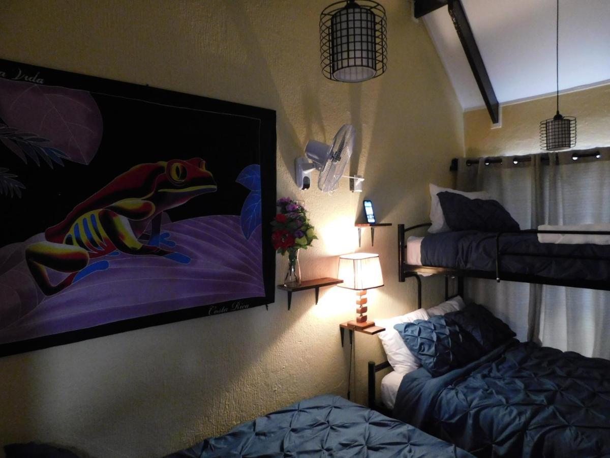 Condo Villa B27 Sleeps Five People - B28 Sleeps Six People - Price Includes Housekeeping Fees Not Taxes - Very Close To The Pool And Beach! Jaco Luaran gambar
