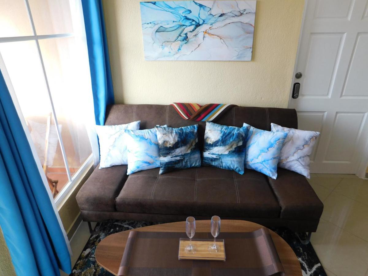 Condo Villa B27 Sleeps Five People - B28 Sleeps Six People - Price Includes Housekeeping Fees Not Taxes - Very Close To The Pool And Beach! Jaco Luaran gambar